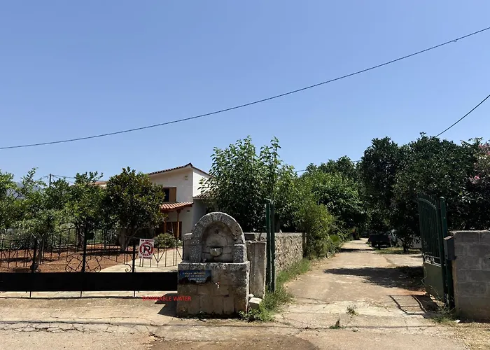 Stoupa Beachside Retro Apartment